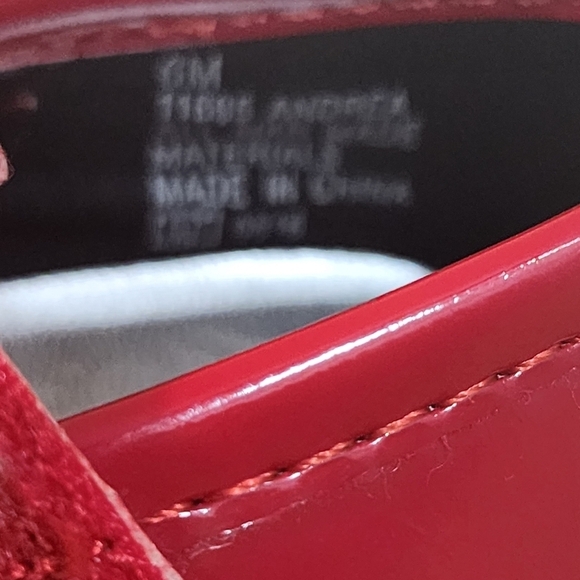 Melanie Taylor girls red Mery Jane shiny shoes size 6M - Picture 5 of 9